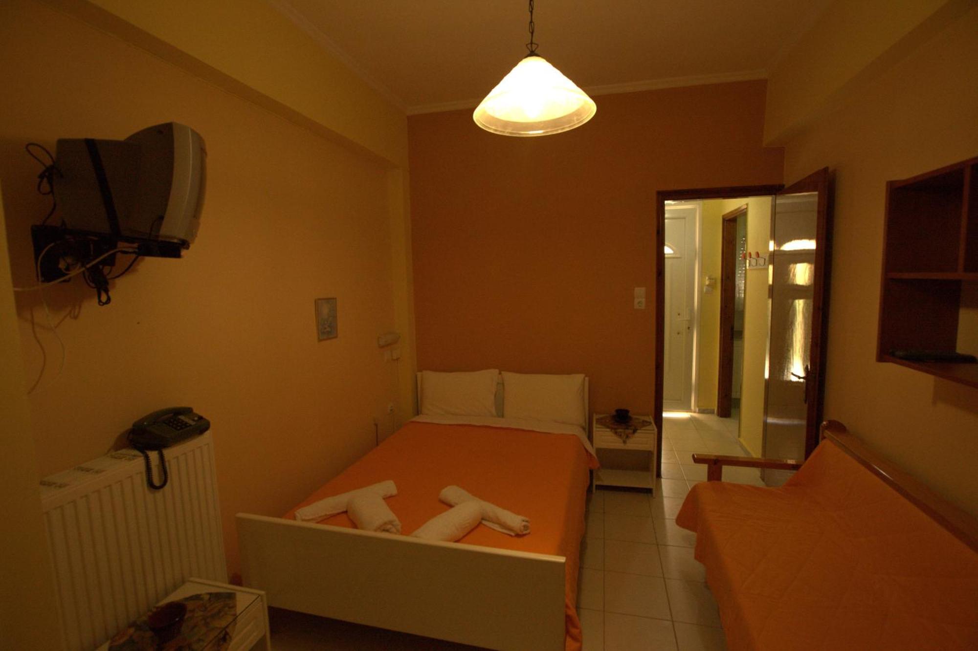 Angela Studios Karfás Camera foto